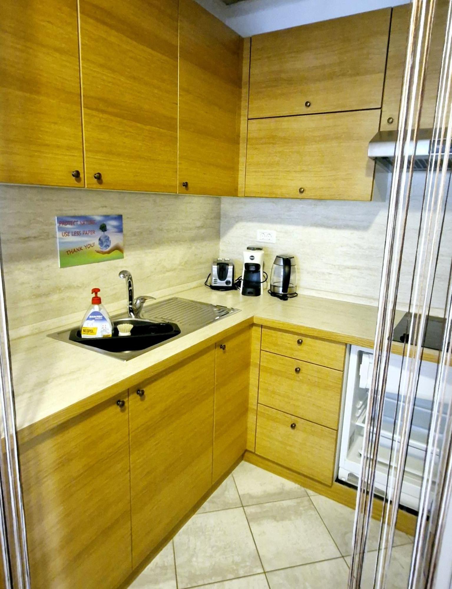Guesthouse Idila Pod Nanosom Senozece Esterno foto