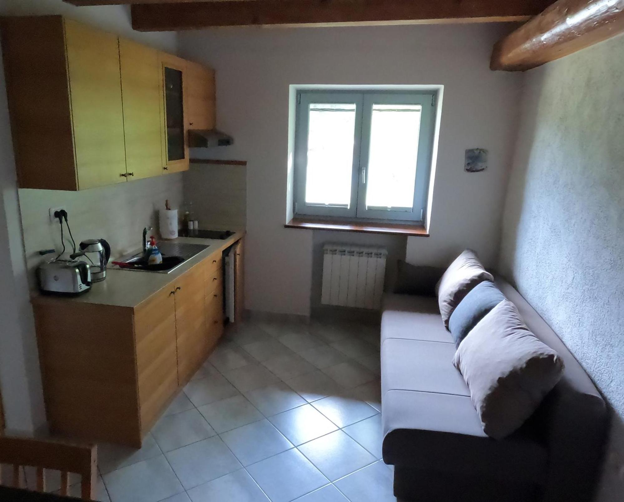 Guesthouse Idila Pod Nanosom Senozece Esterno foto